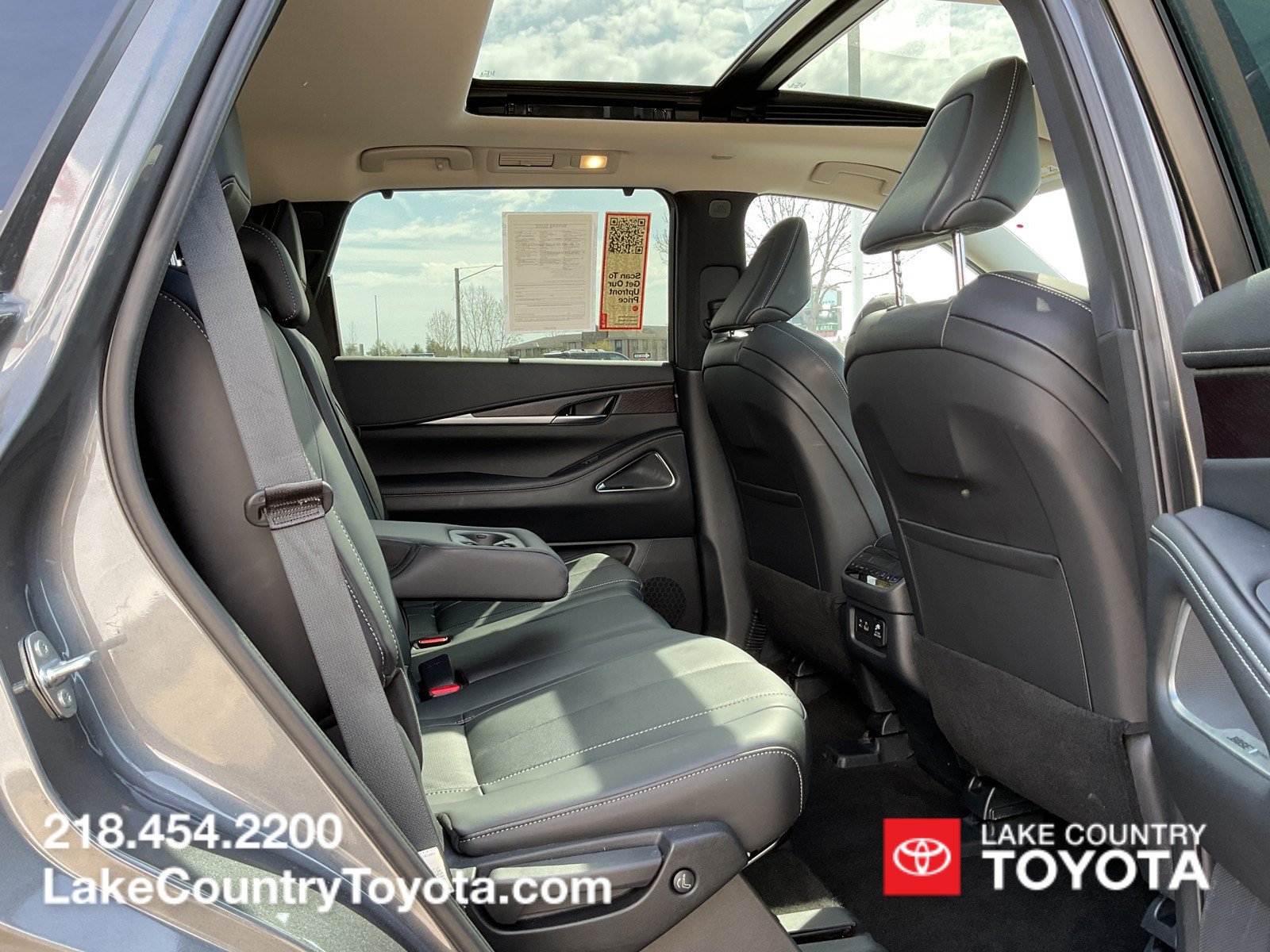 Used 2025 INFINITI QX60 Sensory AWD/4WD image 16
