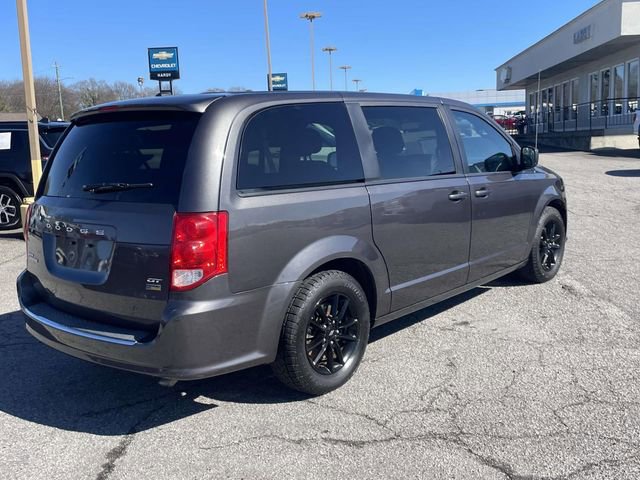 Used 2019 Dodge Grand Caravan GT image 3