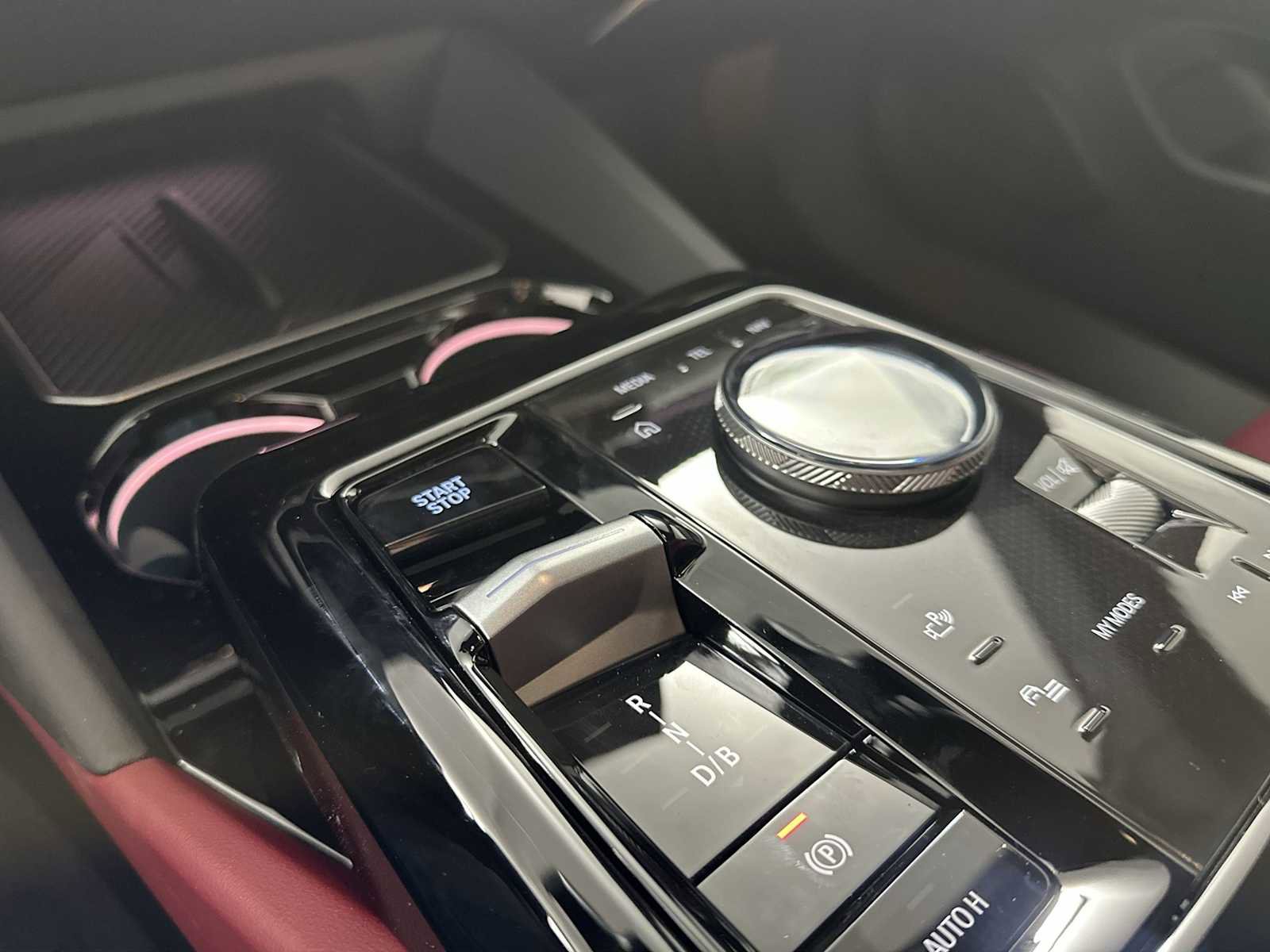 New 2026 BMW i5 eDrive40 w/ M Sport Package image 15