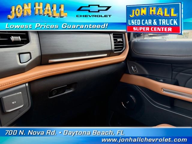 Used 2024 Ford Expedition Max Platinum image 30