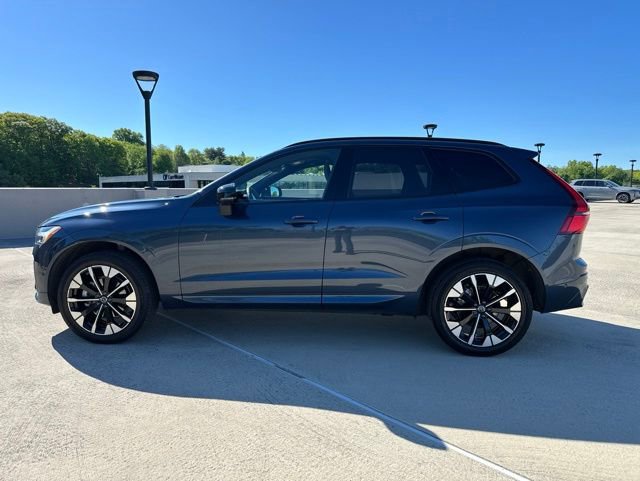 New 2026 Volvo XC60 B5 Plus w/ Protection Package Premier AWD/4WD image 4