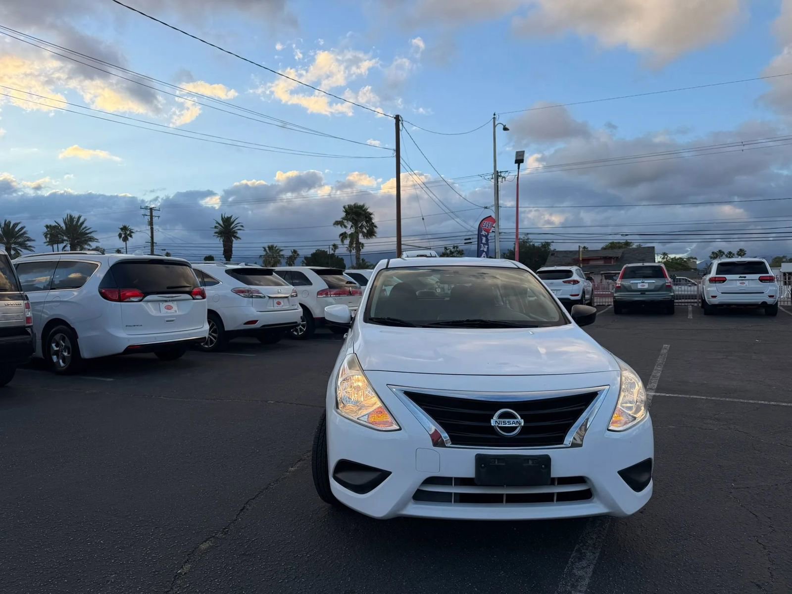 Used 2016 Nissan Versa S FWD image 12
