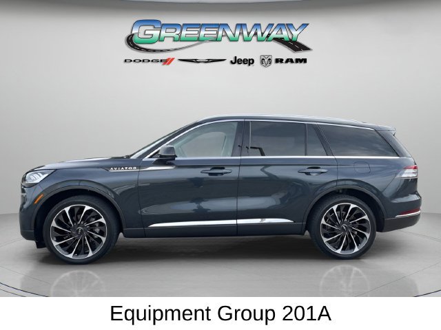 Used 2023 Lincoln Aviator Reserve w/ Equipment Group 201A AWD/4WD image 3