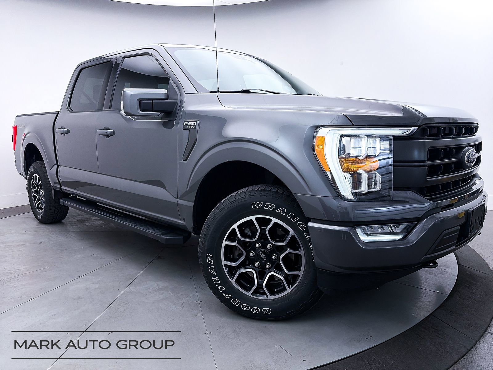 Used 2021 Ford F150 Lariat image 1