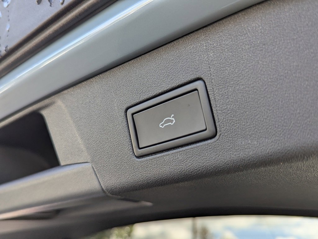 New 2025 Volkswagen ID.4 Pro S Plus image 29