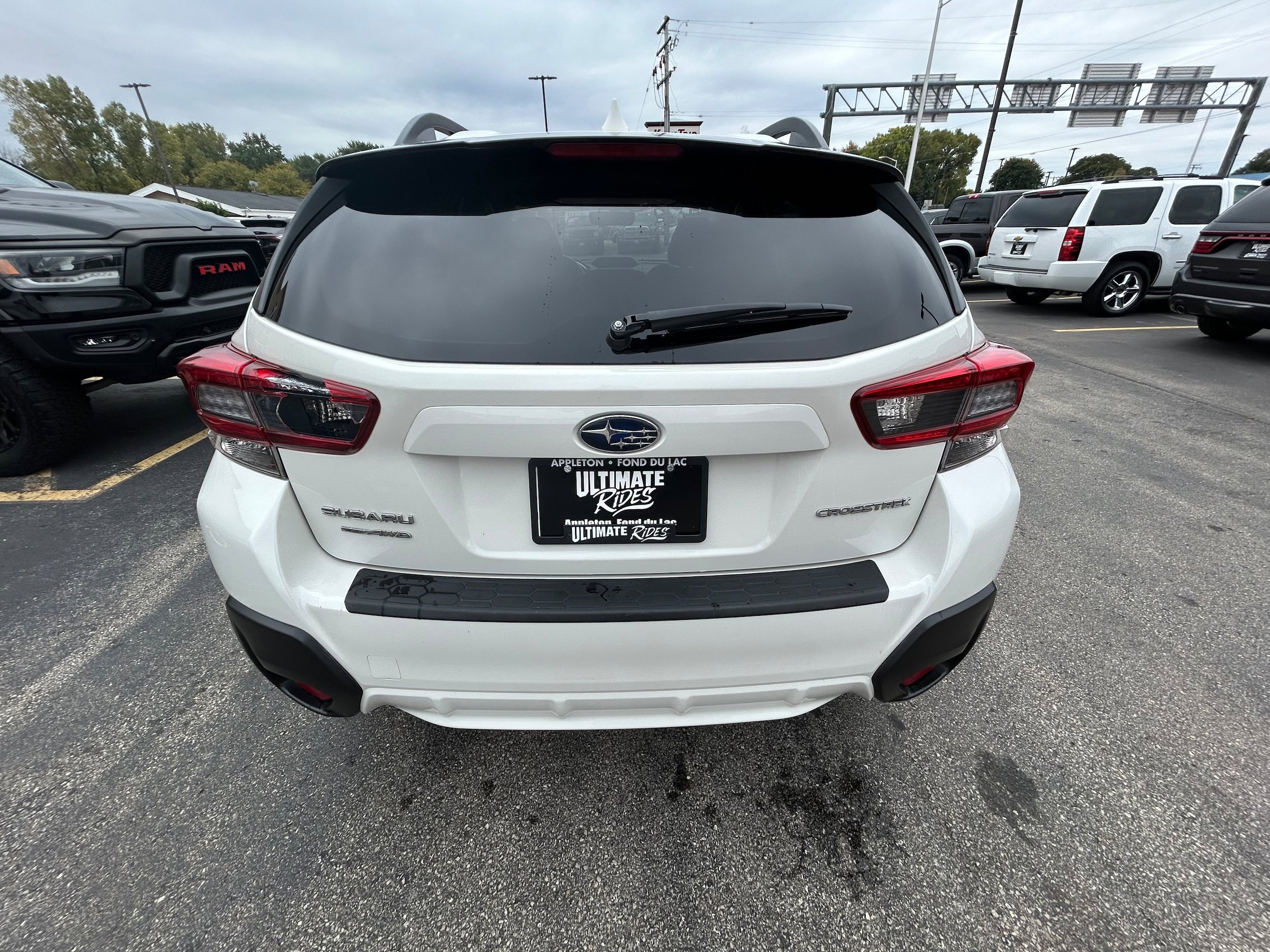 Used 2022 Subaru Crosstrek 2.0i Premium w/ Popular Package #2 AWD/4WD image 4