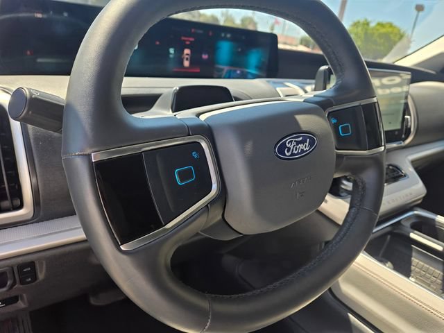Certified 2025 Ford Expedition Active RWD image 18