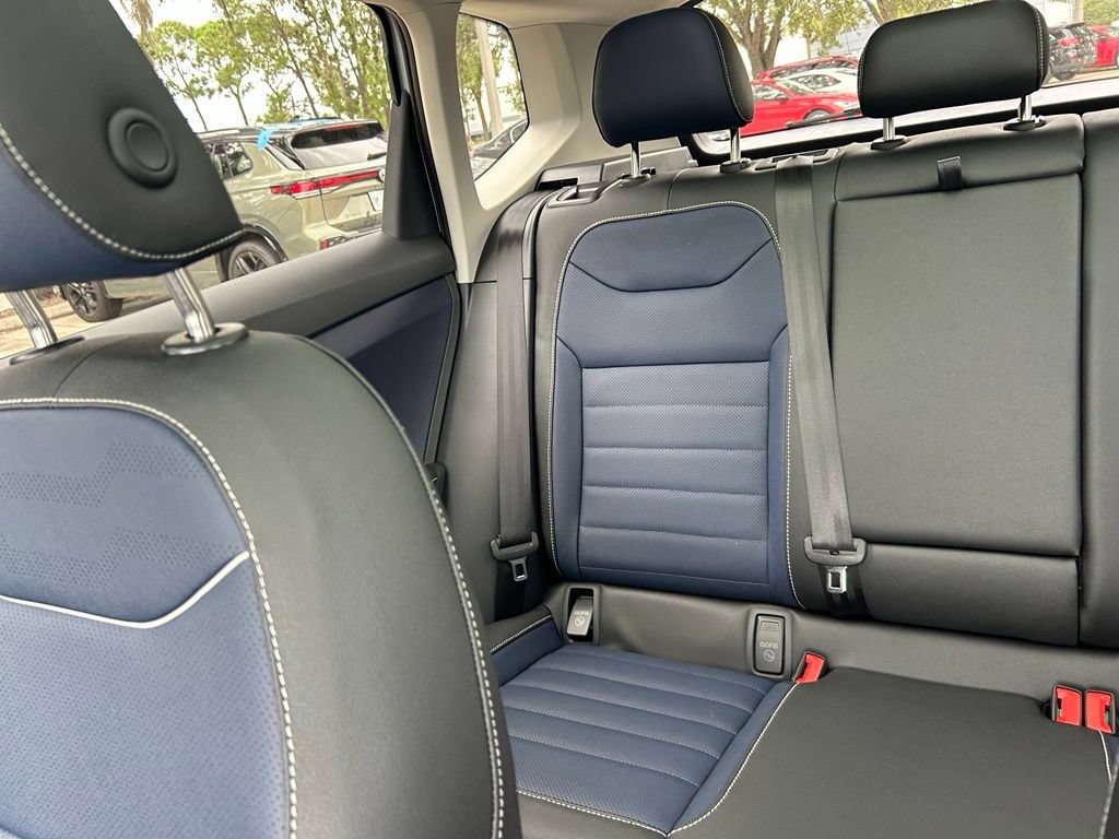 New 2026 Volkswagen Taos SEL AWD/4WD image 12