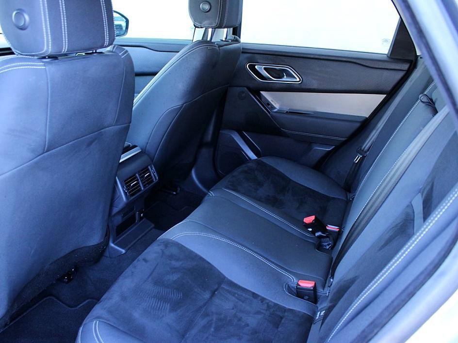 Used 2019 Land Rover Range Rover Velar image 18
