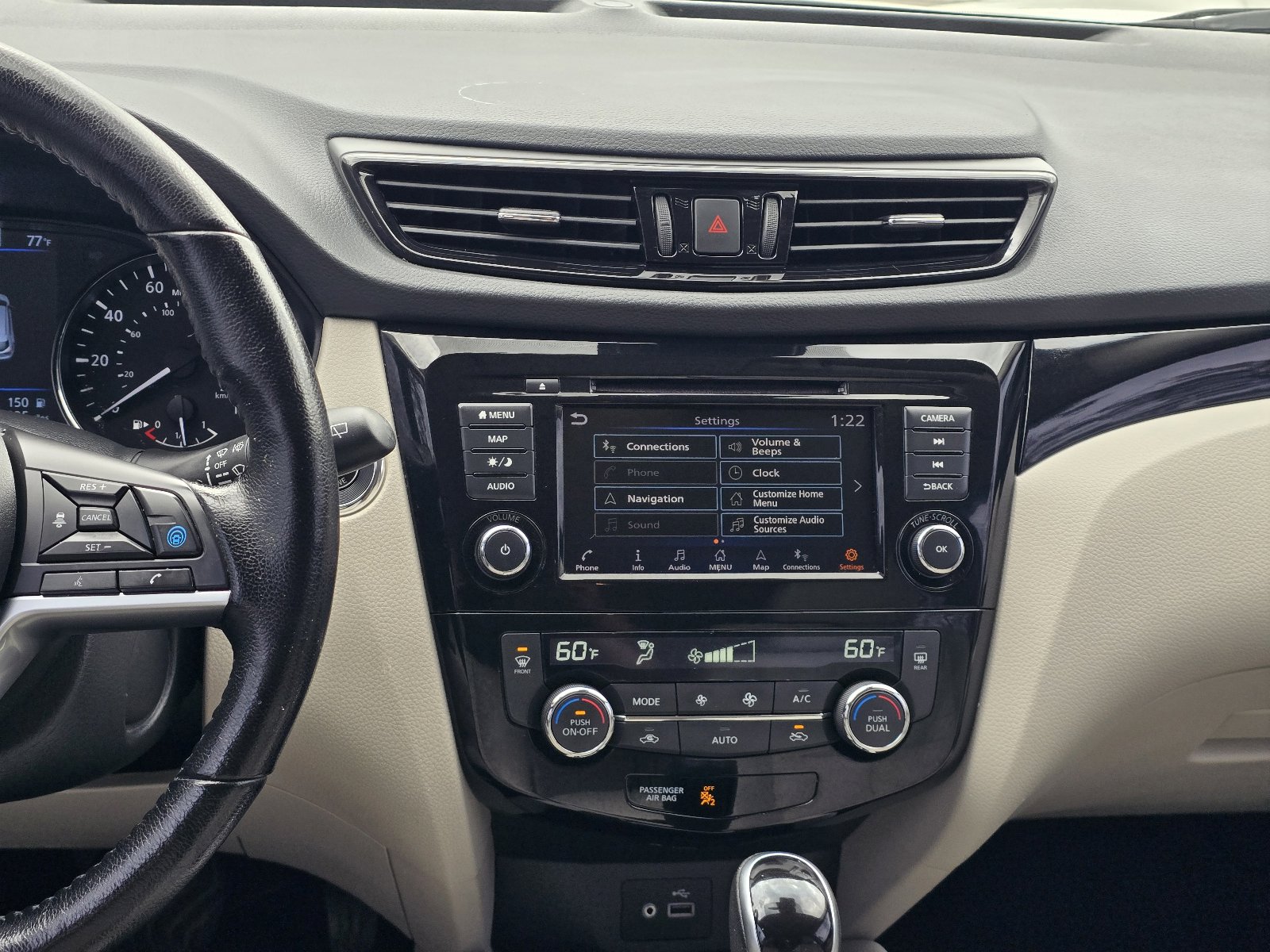 Used 2022 Nissan Rogue Sport SL FWD image 17