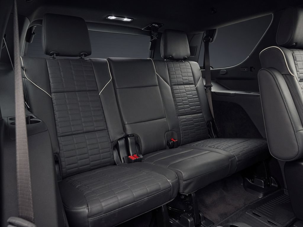 Used 2026 Cadillac Escalade Platinum Sport w/ LPO, ONYX Package AWD/4WD image 13