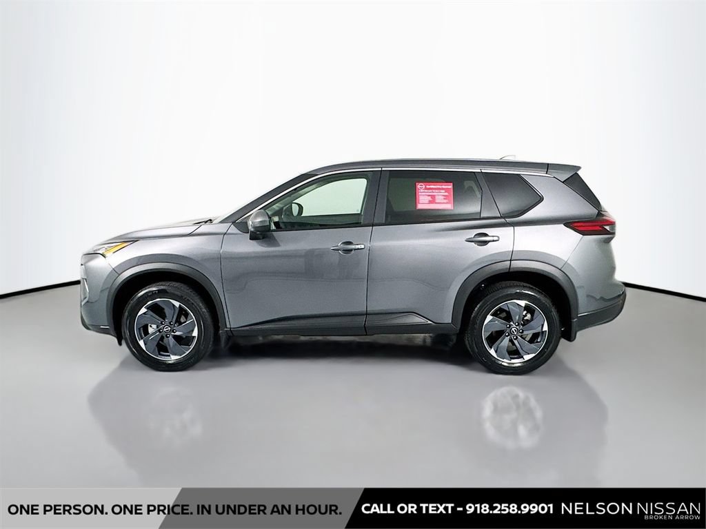 Certified 2025 Nissan Rogue SV FWD image 8