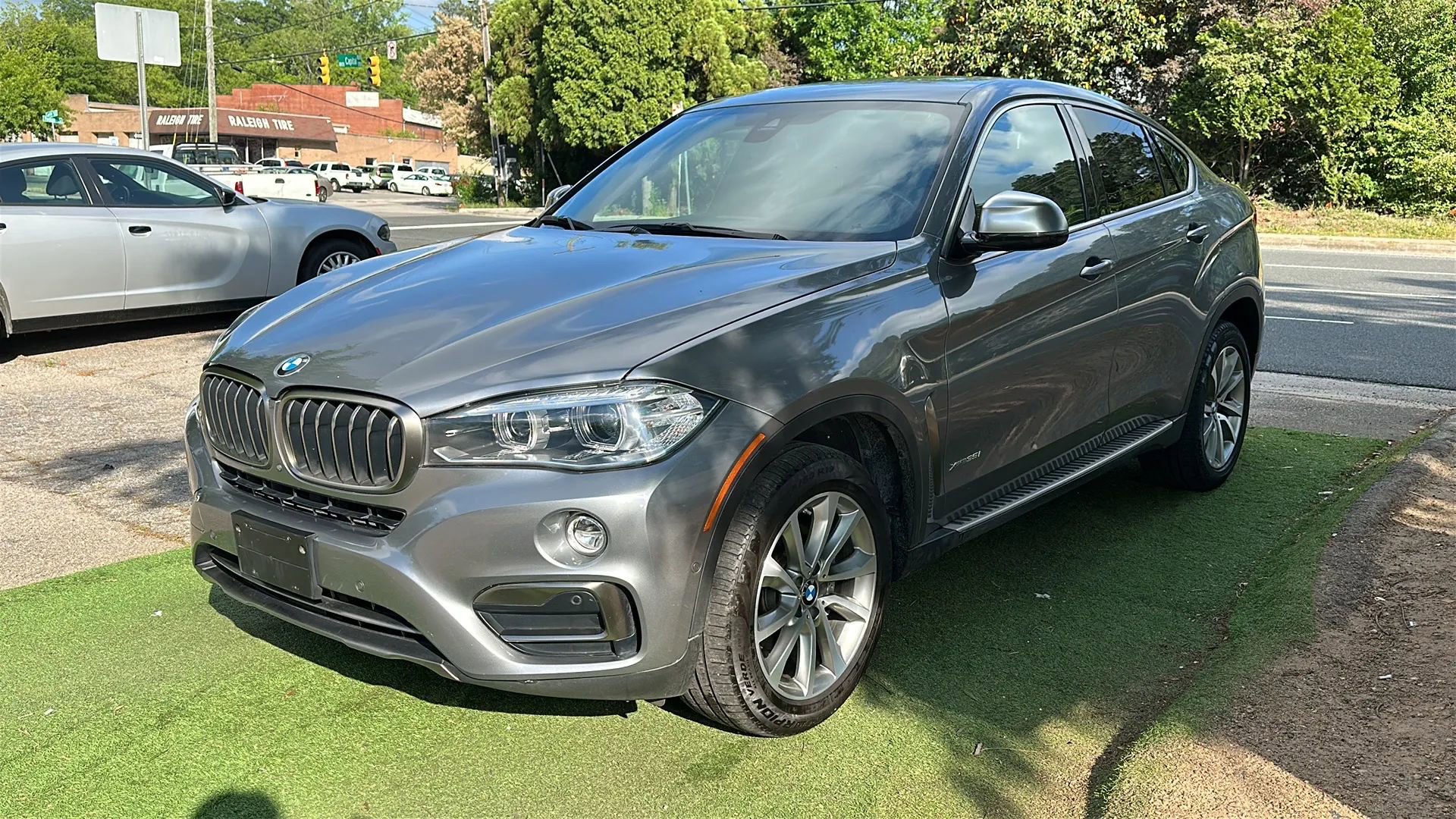 Used 2018 BMW X6 xDrive35i AWD/4WD image 3