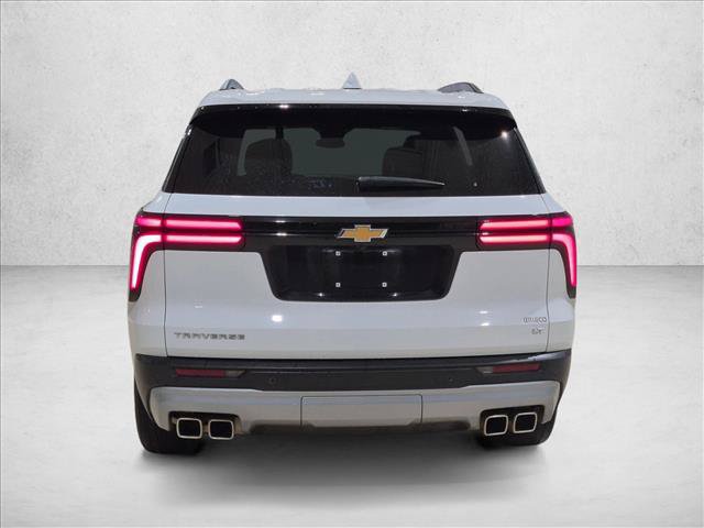 Used 2024 Chevrolet Traverse LT FWD image 4
