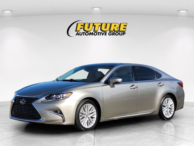 Used 2016 Lexus ES 350 w/ Luxury Package w/Wood Trim image 6