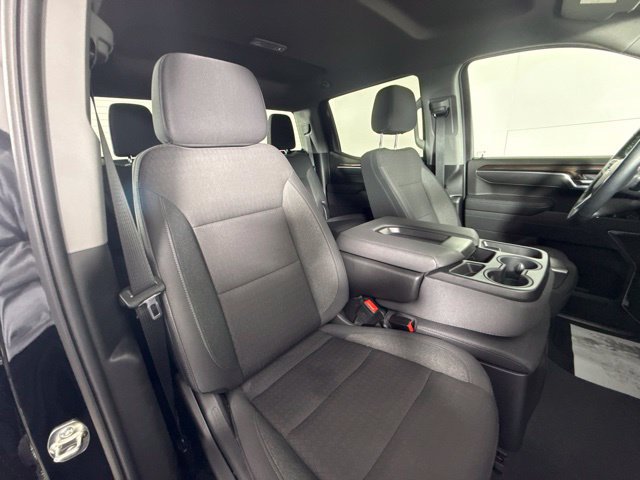 Used 2026 Chevrolet Silverado 1500 LT AWD/4WD image 32