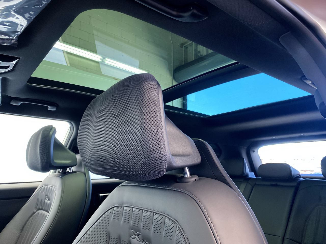 New 2027 Kia Seltos X-Line S w/ X-Line S Premium Package AWD/4WD image 19
