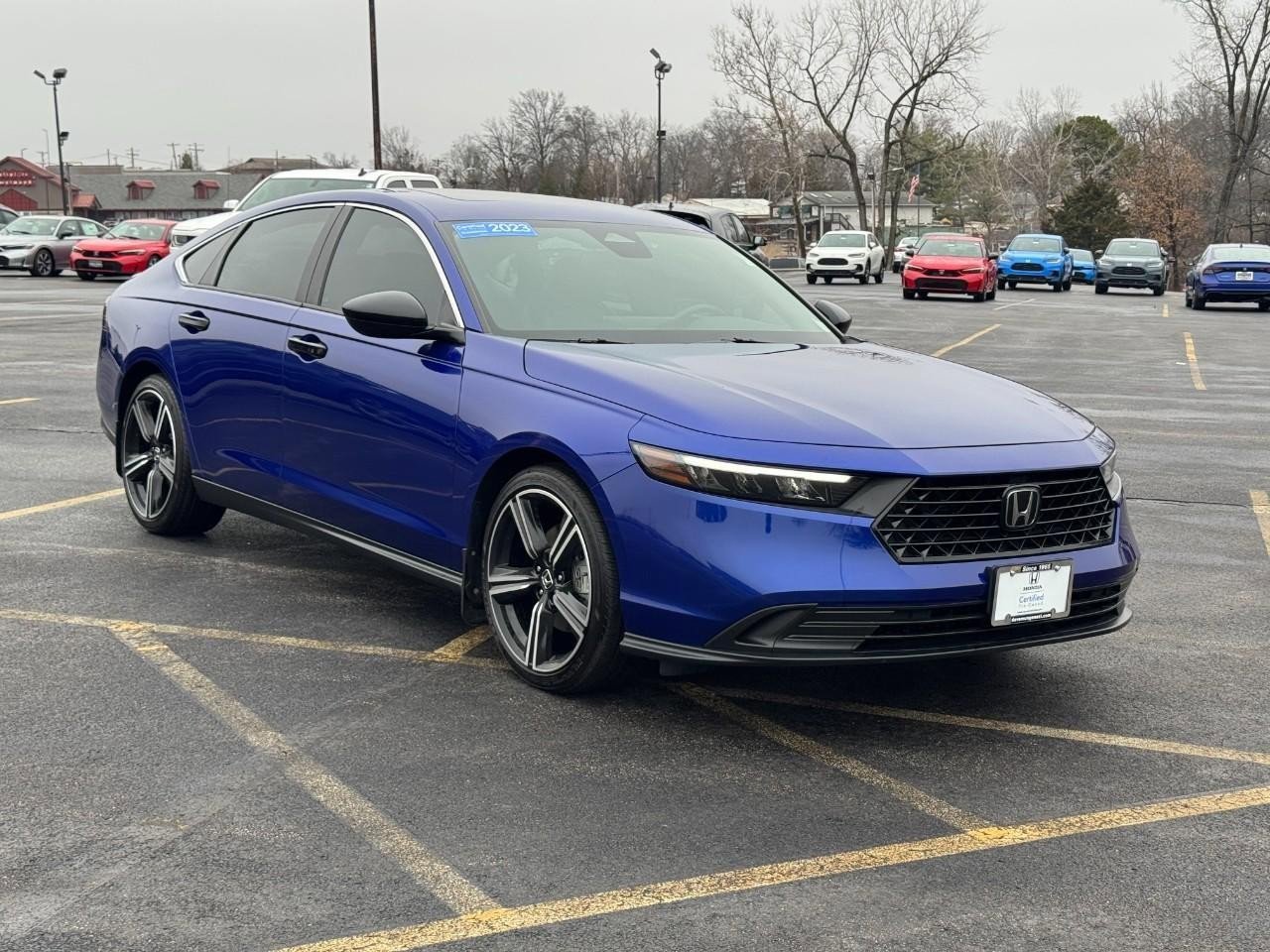 Used 2023 Honda Accord Sport image 2
