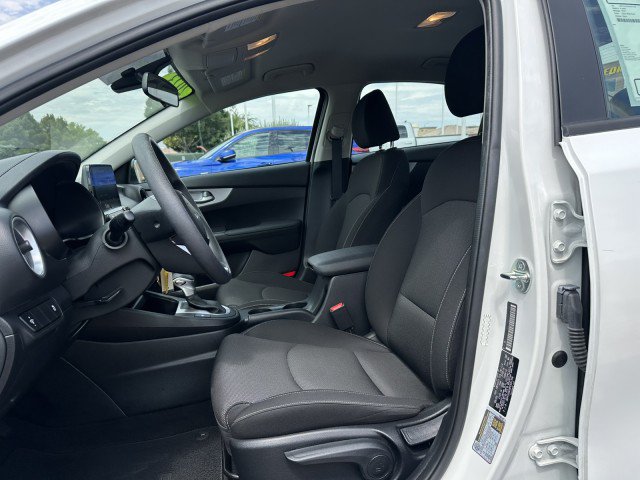 Used 2023 Kia Forte LXS FWD image 11