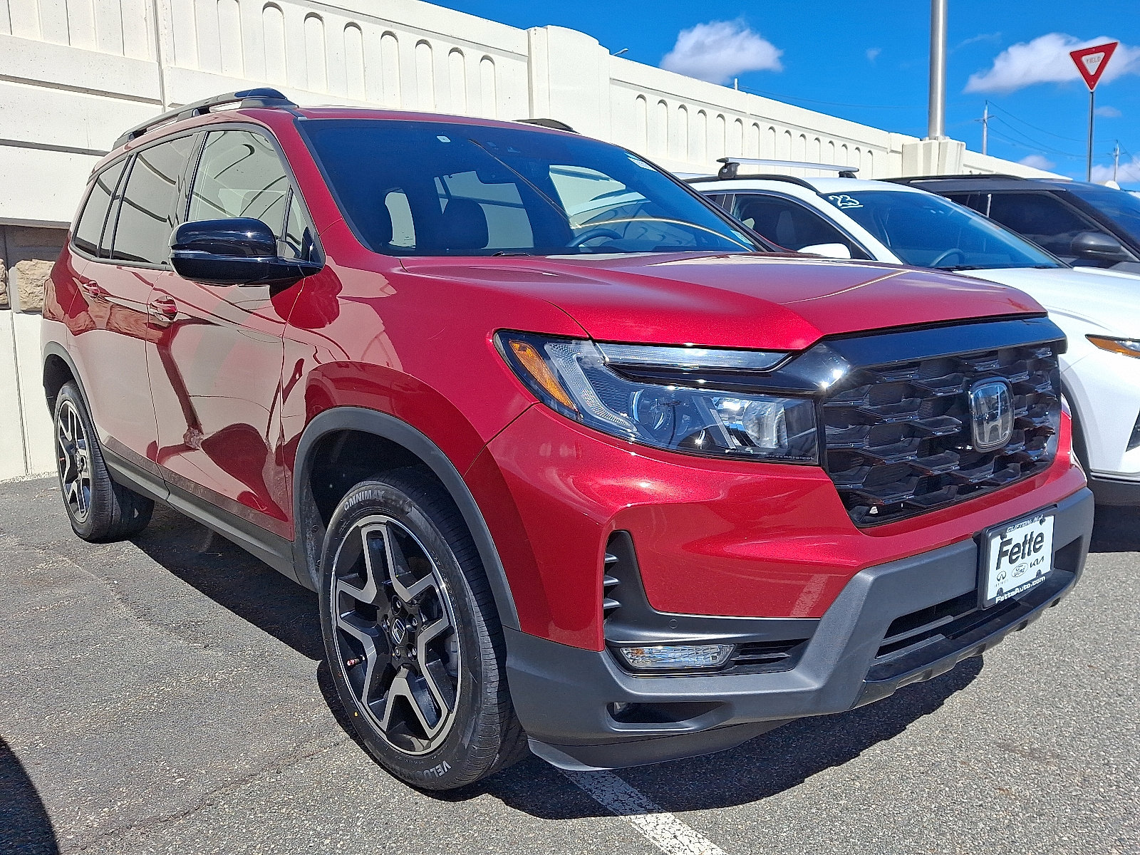 Used 2022 Honda Passport Elite image 3