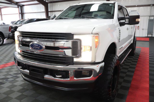 Used 2019 Ford F250 XLT w/ XLT Premium Package AWD/4WD image 22