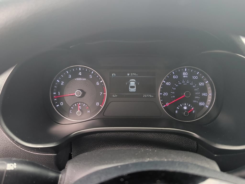 Used 2023 Kia Forte LXS w/ LXS Technology Package FWD image 8