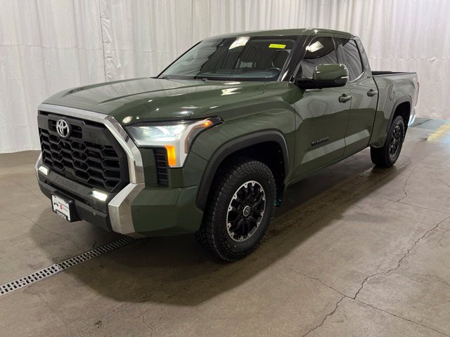 Certified 2022 Toyota Tundra SR5 w/ TRD Off-Road Premium Package AWD/4WD image 8