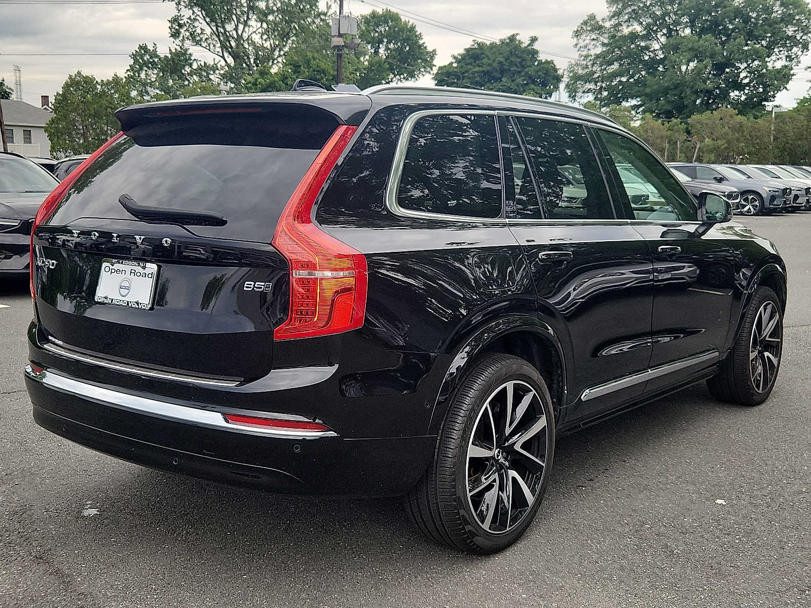 Certified 2024 Volvo XC90 B5 Plus w/ Protection Package Premier AWD/4WD image 6