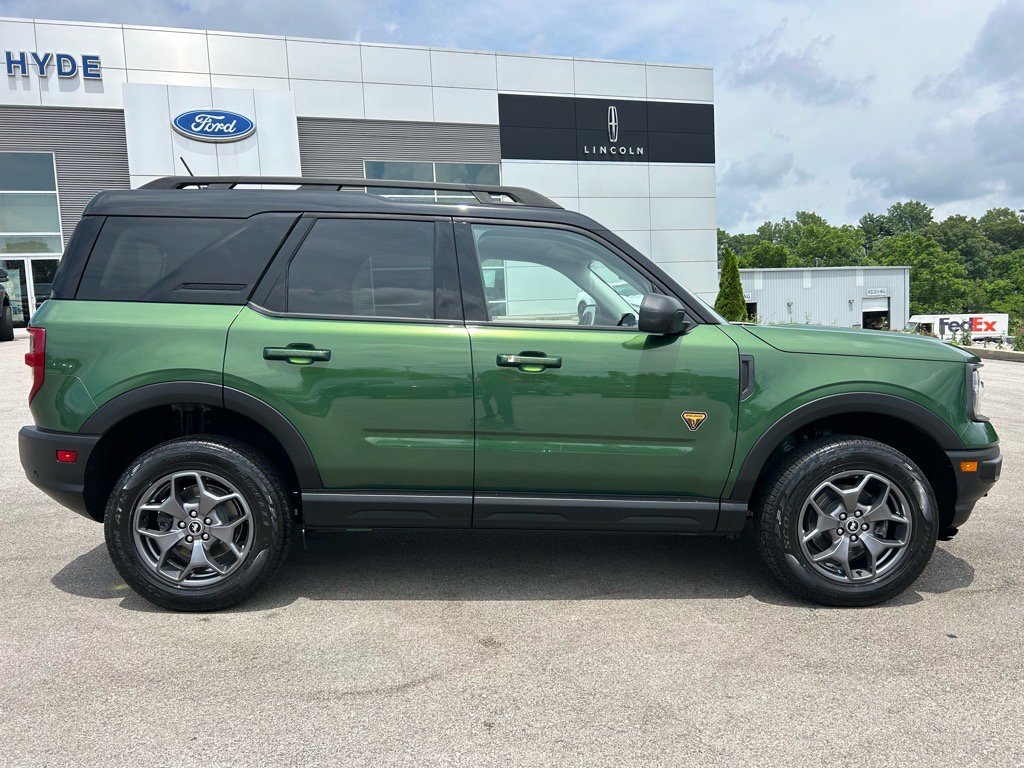 Used 2024 Ford Bronco Sport Badlands w/ Premium Package image 3