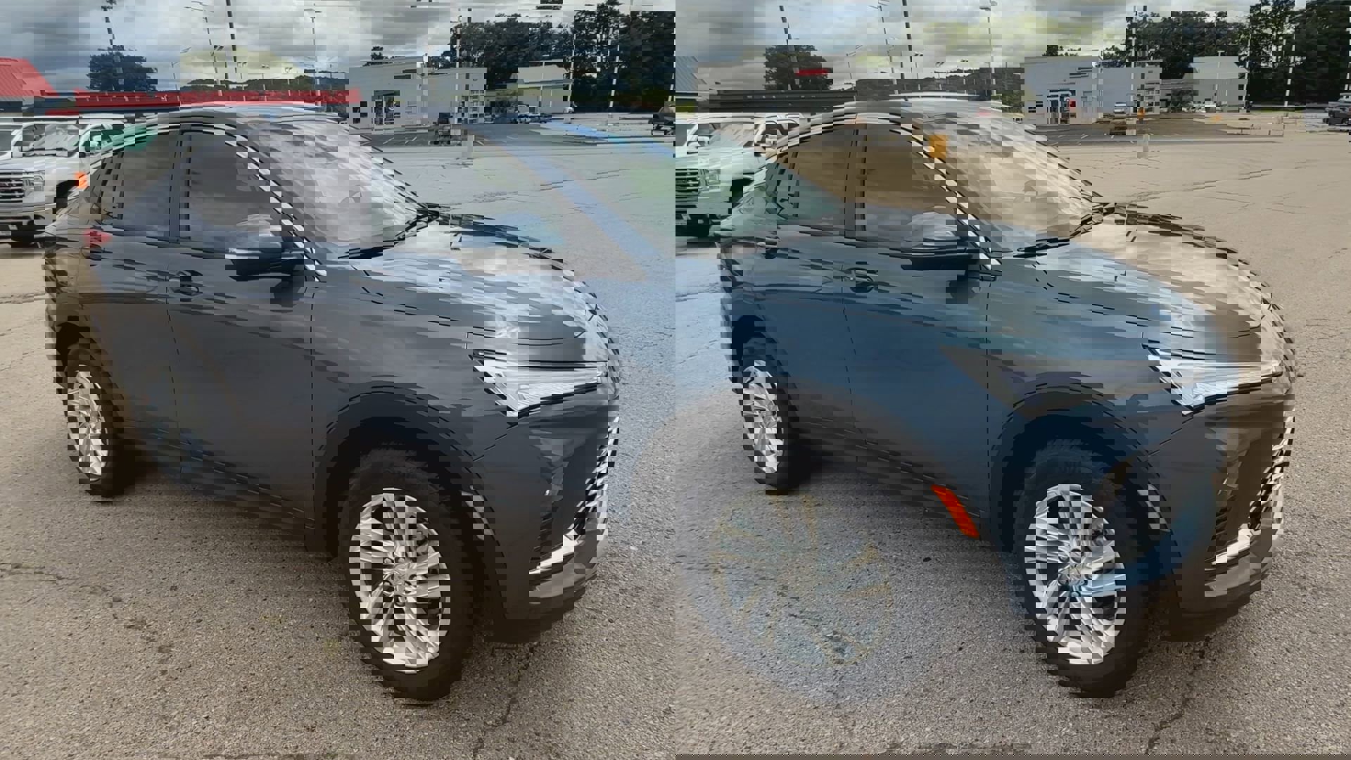 New 2025 Buick Envista Preferred w/ Convenience I Package image 2