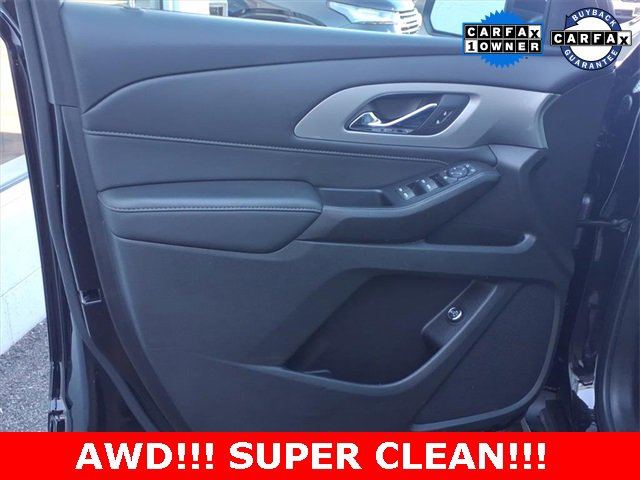 Used 2022 Chevrolet Traverse LT image 10
