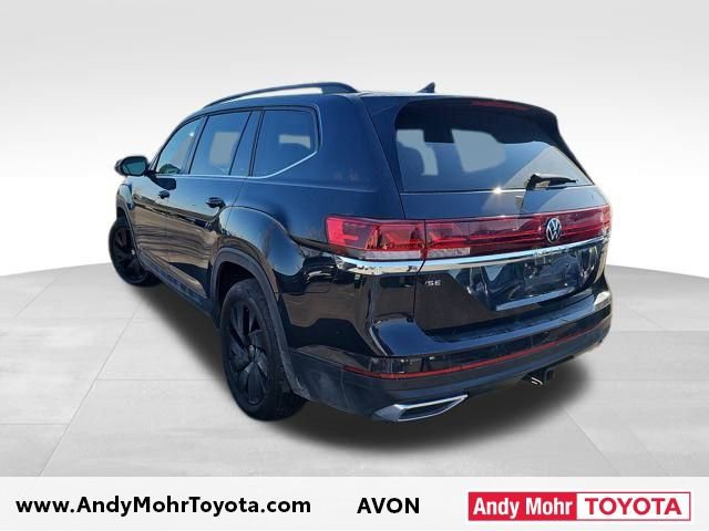 Used 2025 Volkswagen Atlas SE image 4