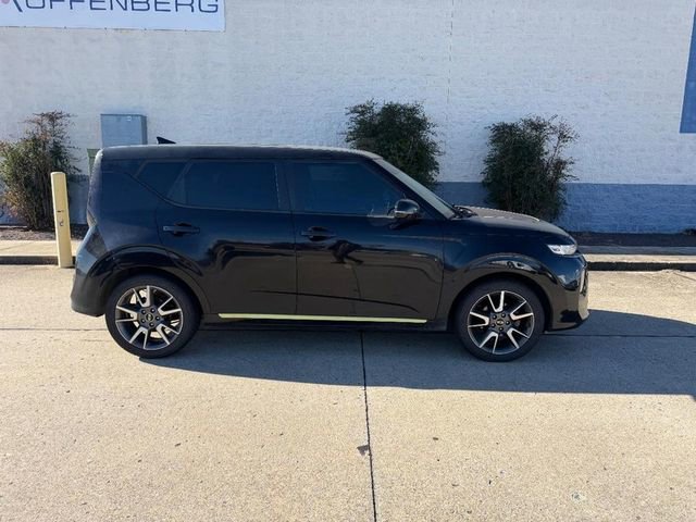 Used 2020 Kia Soul GT-Line w/ GT 2.0L Power Sunroof Package image 2