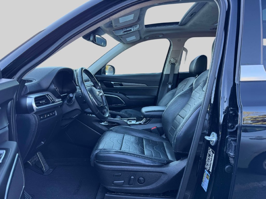 Used 2020 Kia Telluride SX w/ SX Prestige Package AWD/4WD image 14
