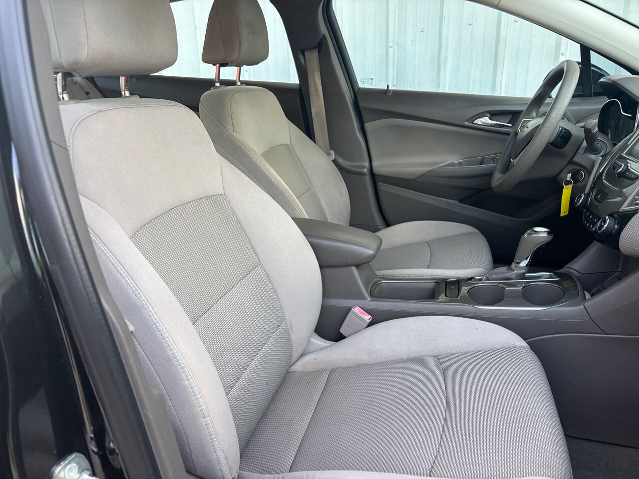 Used 2018 Chevrolet Cruze LT image 19