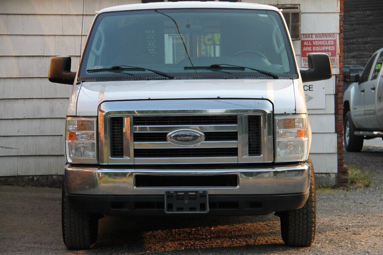 Used 2013 Ford E-250 and Econoline 250 E 250 3dr Cargo Van w/ PWR Group image 12
