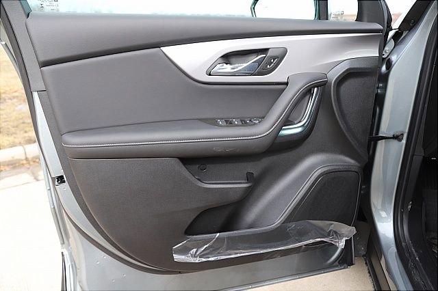 New 2025 Chevrolet Blazer LT w/ Driver Confidence Package image 14