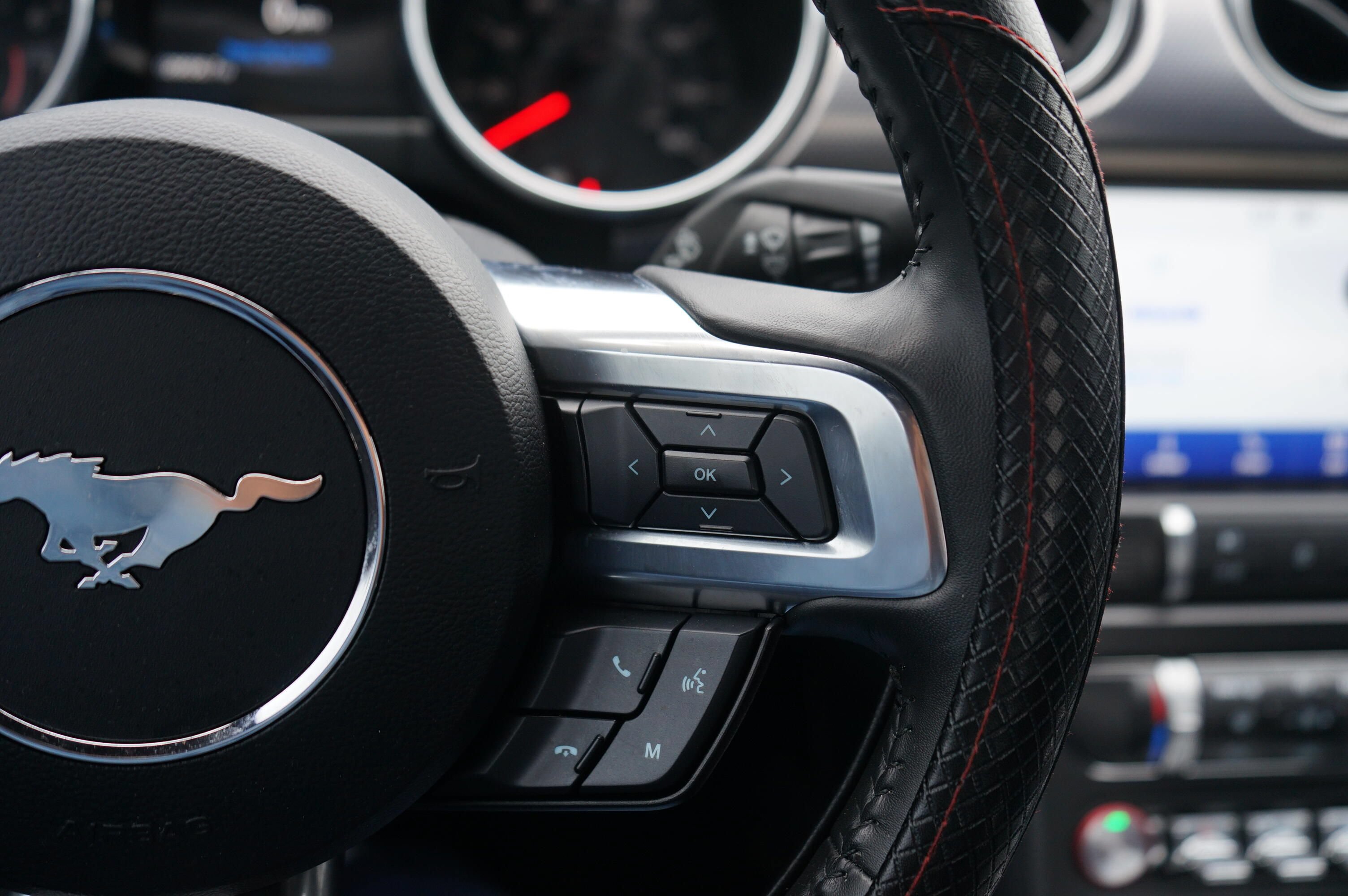 Used 2022 Ford Mustang GT RWD image 21