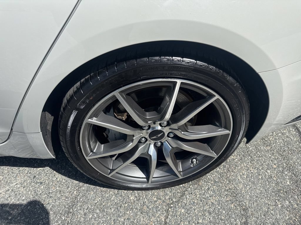 Used 2025 Genesis G70 2.5T AWD/4WD image 10