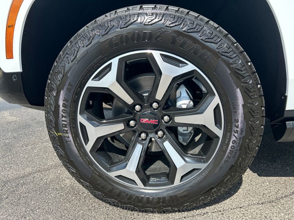 New 2026 GMC Yukon XL AT4 image 60