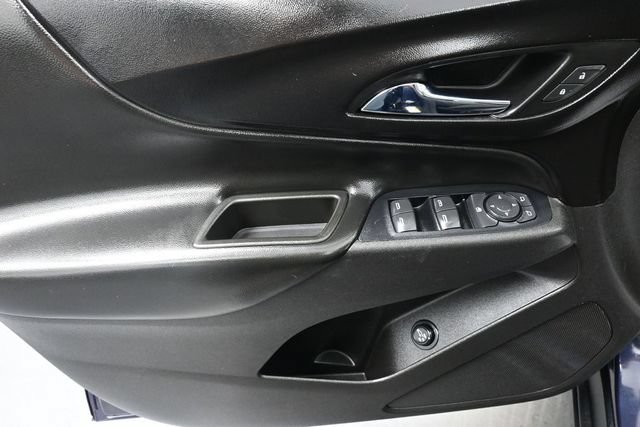 Used 2019 Chevrolet Equinox LT w/ Sun & Navigation Package AWD/4WD image 7