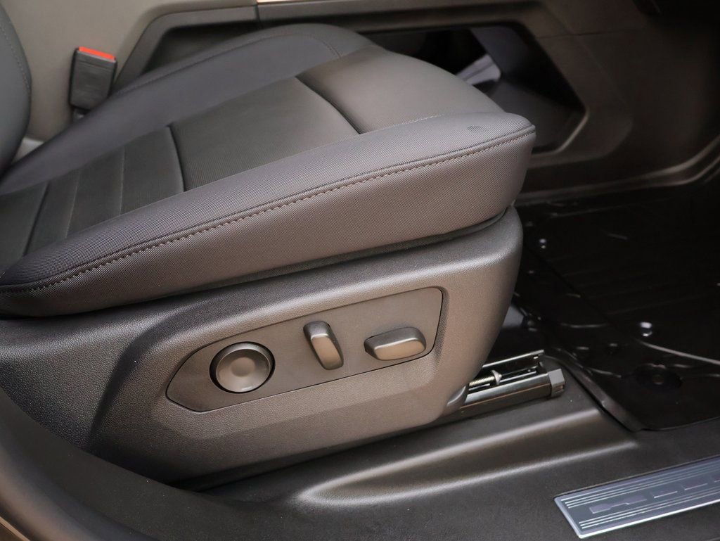 New 2025 GMC Hummer EV 3X AWD/4WD image 9