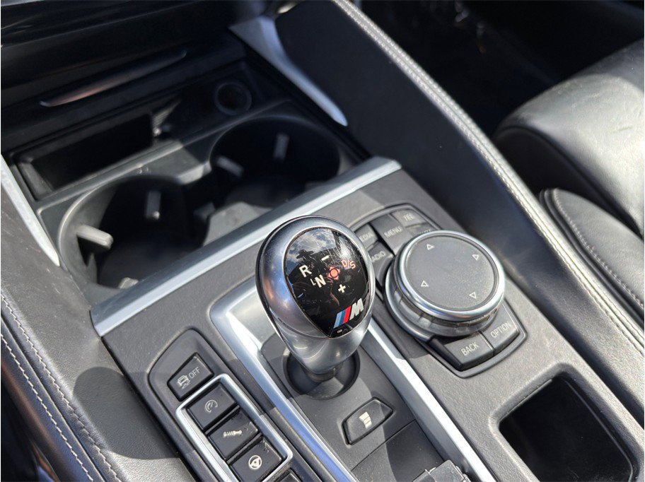 Used 2016 BMW X5 M image 42