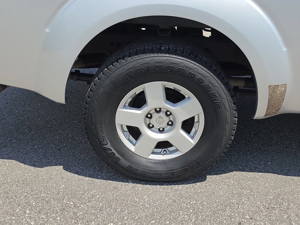 Used 2005 Nissan Frontier SE w/ (P01) Power Pkg RWD image 5