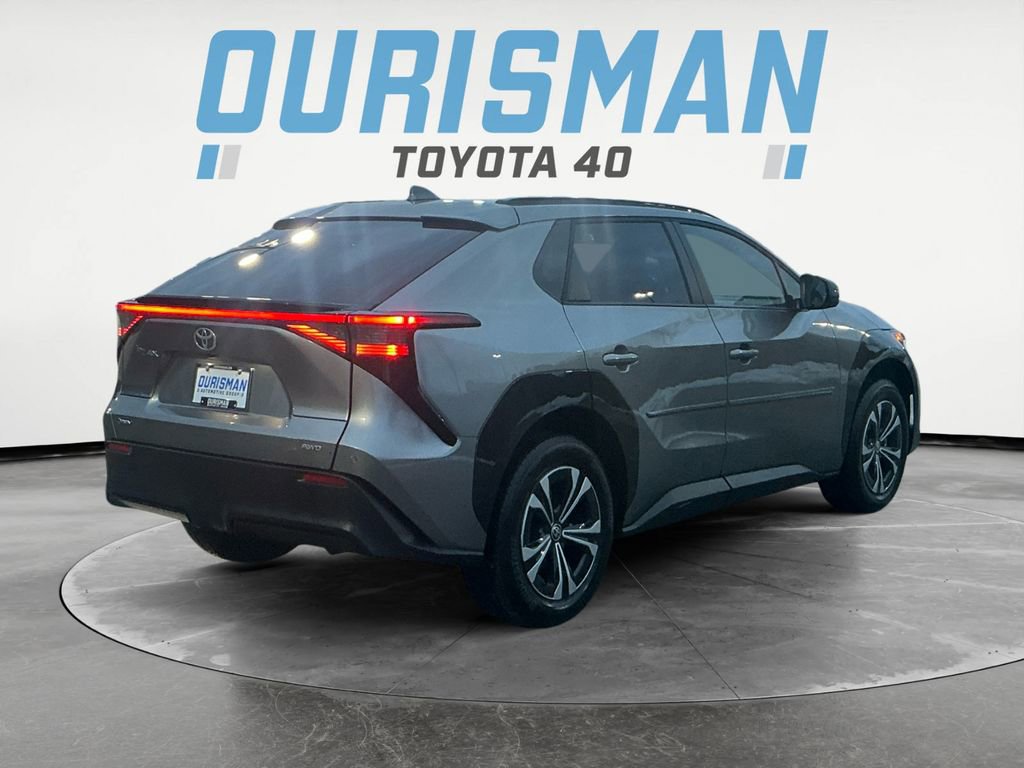 Used 2024 Toyota bZ4X XLE w/ Weather Package image 6