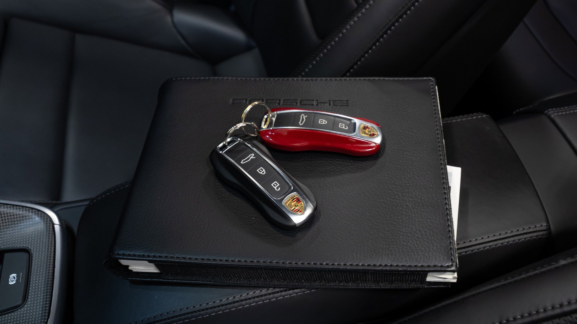 Used 2021 Porsche 911 Turbo S image 90