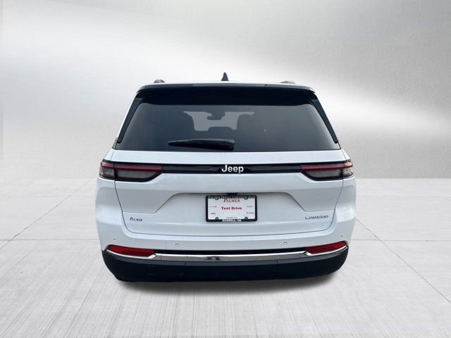 New 2025 Jeep Grand Cherokee Laredo image 6