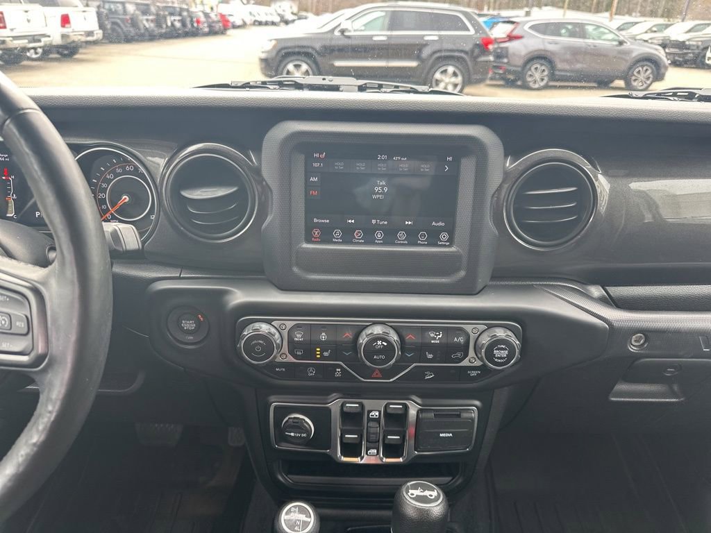 Used 2019 Jeep Wrangler Unlimited Sport image 19