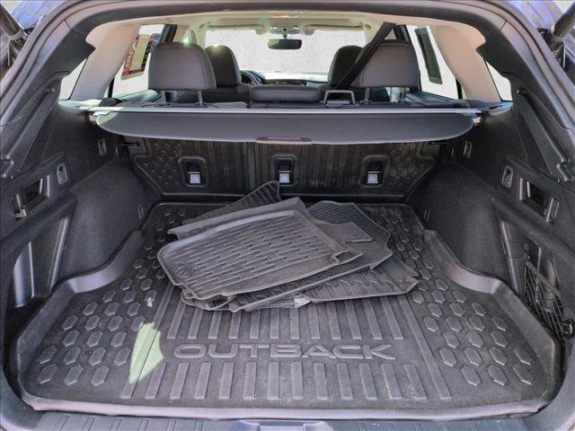 Used 2022 Subaru Outback Onyx Edition XT image 6