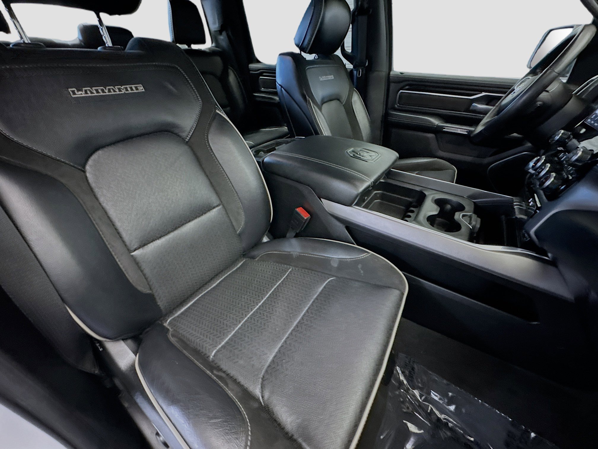 Used 2024 RAM 1500 Laramie image 15